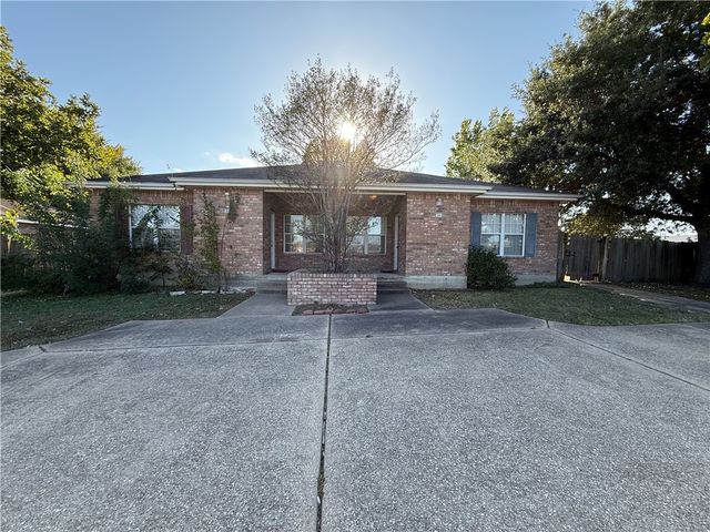 2402 Brittain Court, College Station, TX 77845