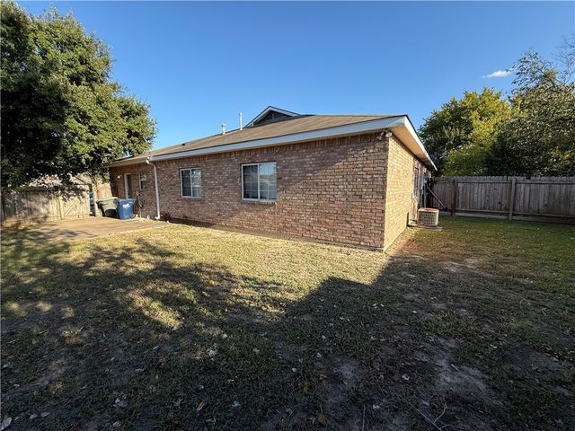 2402 Brittain Court, College Station, TX 77845