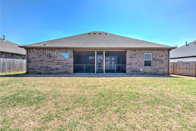 7326 Charlotte Avenue, Springdale, AR 72762