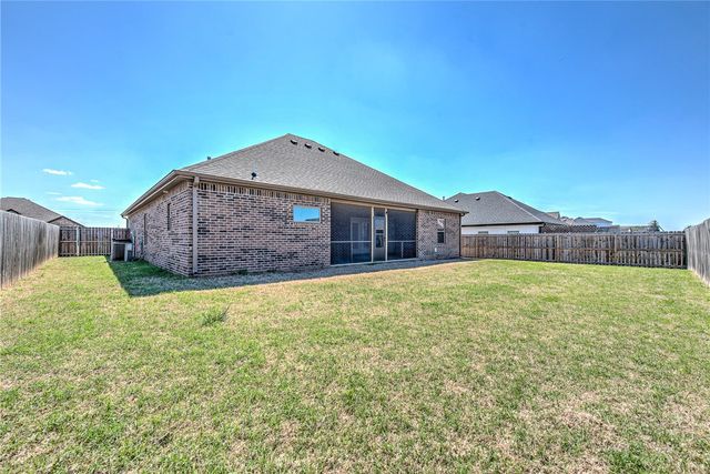 7326 Charlotte Avenue, Springdale, AR 72762