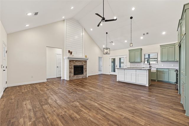 7326 Charlotte Avenue, Springdale, AR 72762