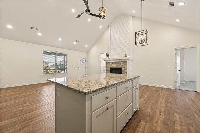 7326 Charlotte Avenue, Springdale, AR 72762