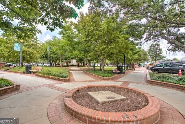 9135 Greenway Court, Gainesville, GA 30506