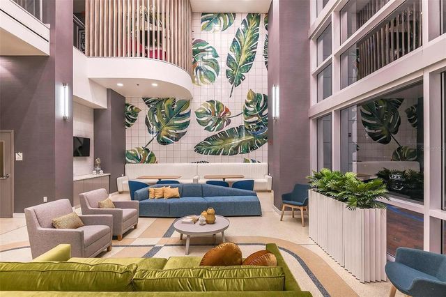 413 E PINE STREET, Orlando, FL 32801