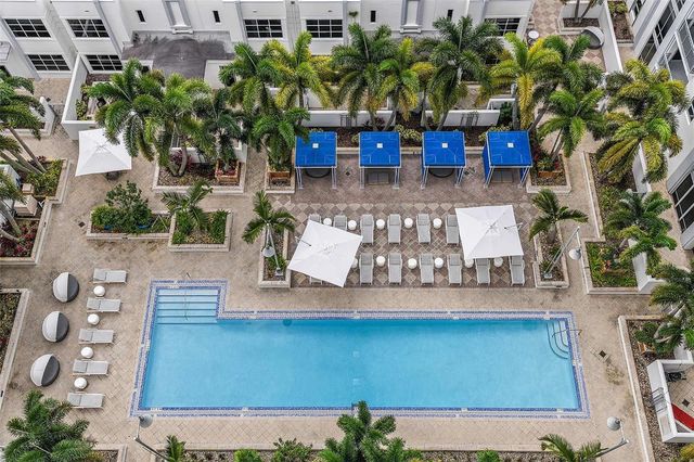 413 E PINE STREET, Orlando, FL 32801