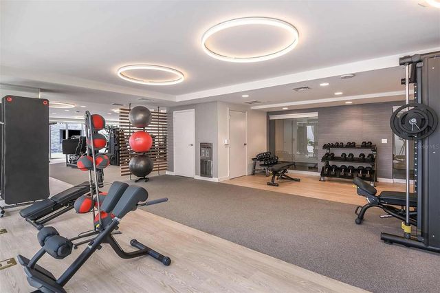 413 E PINE STREET, Orlando, FL 32801