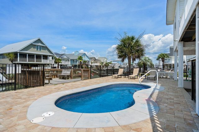 303 56th Ave. N, North Myrtle Beach, SC 29582
