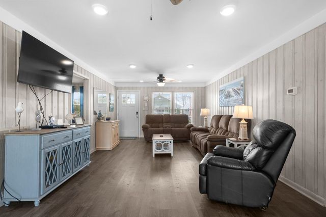 303 56th Ave. N, North Myrtle Beach, SC 29582