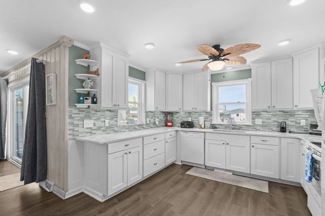 303 56th Ave. N, North Myrtle Beach, SC 29582