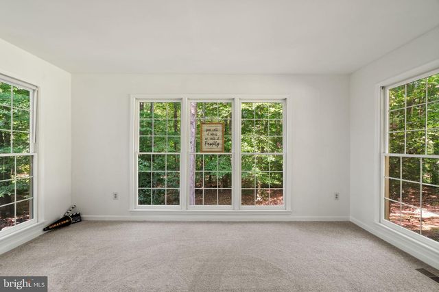 6131 LOST COLONY DR, Woodbridge, VA 22193