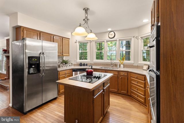 6131 LOST COLONY DR, Woodbridge, VA 22193