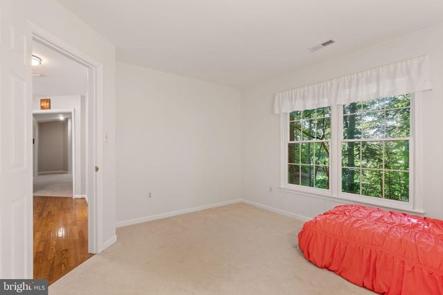 6131 LOST COLONY DR, Woodbridge, VA 22193