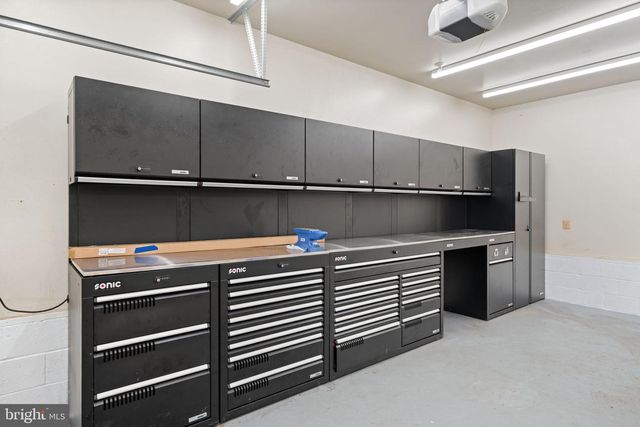 6131 LOST COLONY DR, Woodbridge, VA 22193