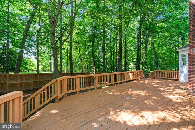 6131 LOST COLONY DR, Woodbridge, VA 22193