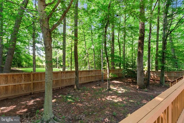 6131 LOST COLONY DR, Woodbridge, VA 22193