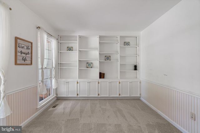 6131 LOST COLONY DR, Woodbridge, VA 22193