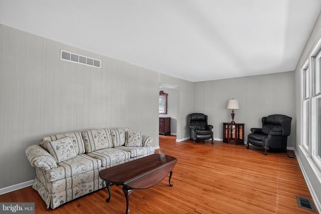 1236 BODEN PL, Fort Washington, PA 19034