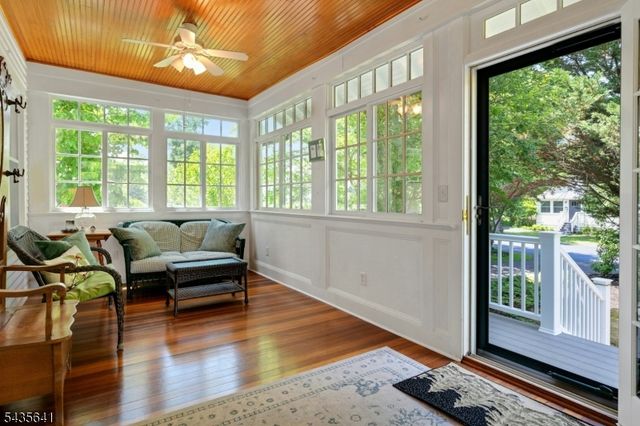 331 Chestnut St, Long Hill Twp., NJ 07980