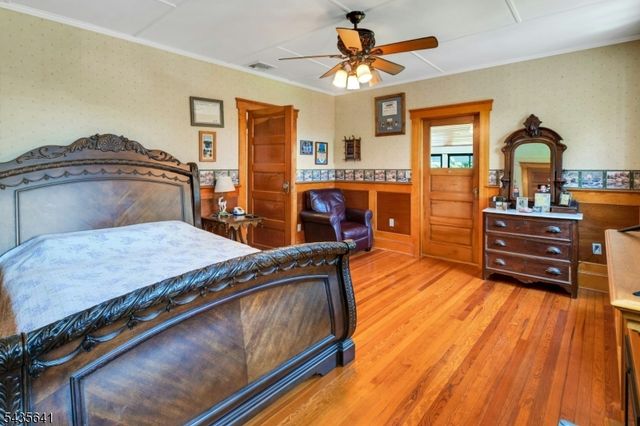 331 Chestnut St, Long Hill Twp., NJ 07980