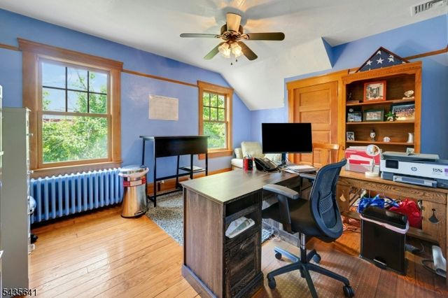 331 Chestnut St, Long Hill Twp., NJ 07980
