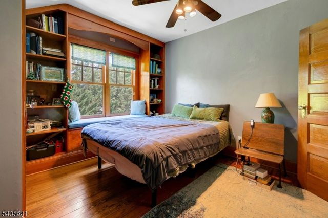 331 Chestnut St, Long Hill Twp., NJ 07980