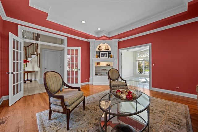 1315 Abington Cambs Drive, Lake Forest, IL 60045