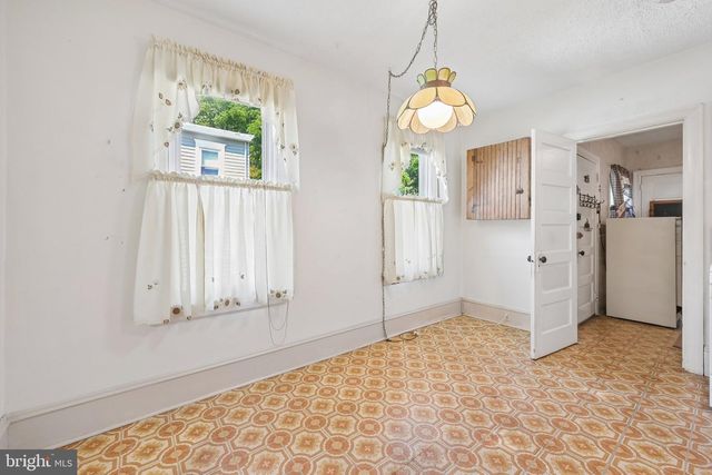 243 W 2ND ST, Moorestown, NJ 08057
