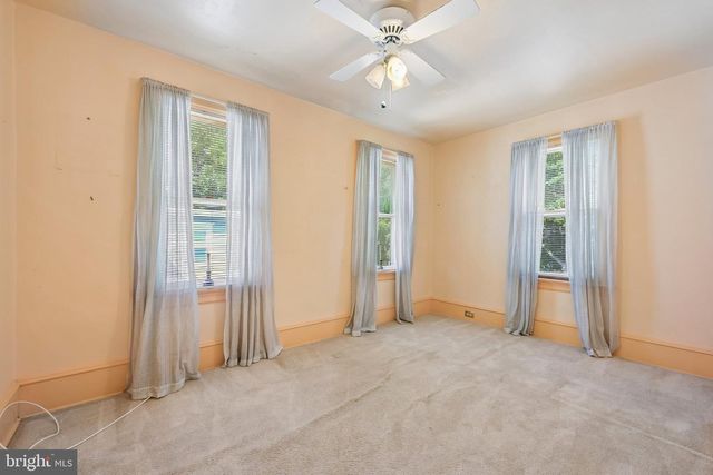 243 W 2ND ST, Moorestown, NJ 08057