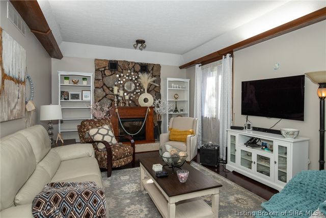 1408 Old Salem Road, Lanesville, IN 47136