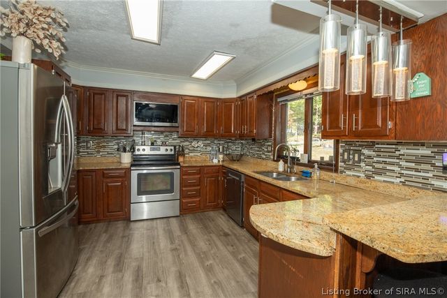 1408 Old Salem Road, Lanesville, IN 47136