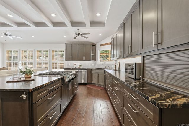 2923 SCATTERED OAKS ST, San Antonio, TX 78232