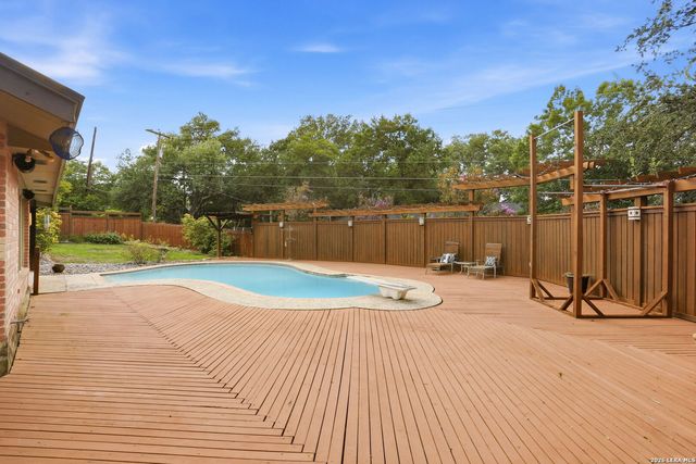 2923 SCATTERED OAKS ST, San Antonio, TX 78232