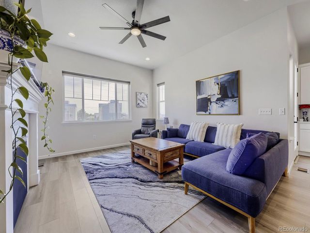 5234 Queen Ct, Arvada, CO 80002