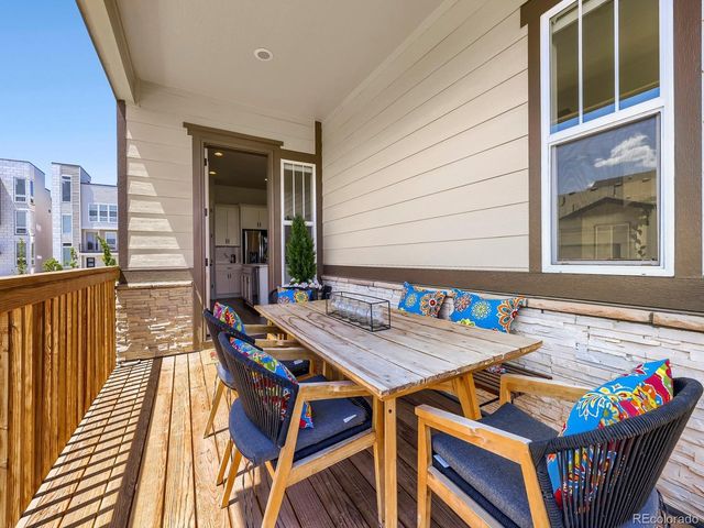 5234 Queen Ct, Arvada, CO 80002