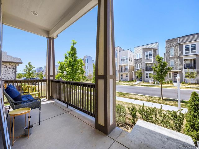 5234 Queen Ct, Arvada, CO 80002