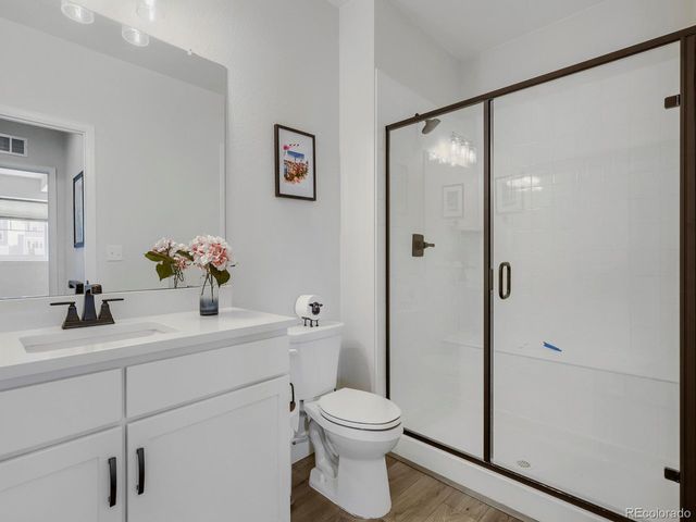 5234 Queen Ct, Arvada, CO 80002