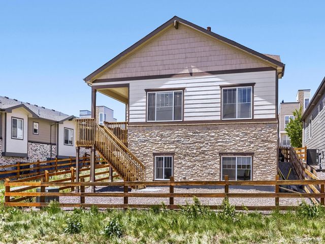 5234 Queen Ct, Arvada, CO 80002