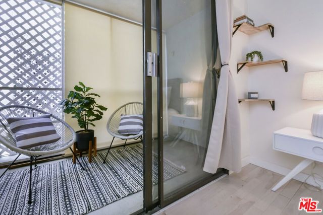 750 N Kings Road 217, West Hollywood, CA 90069