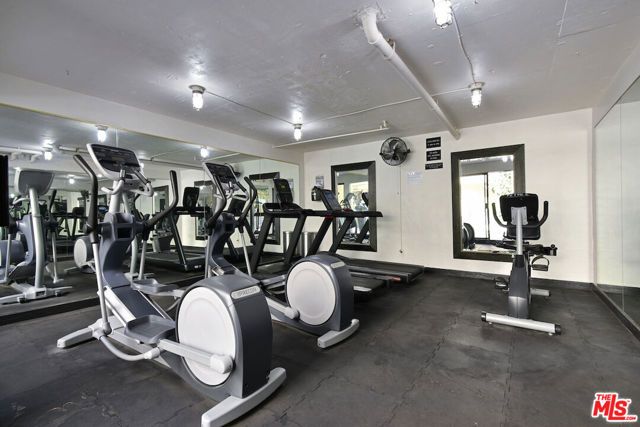 750 N Kings Road 217, West Hollywood, CA 90069