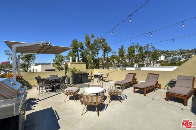 750 N Kings Road 217, West Hollywood, CA 90069