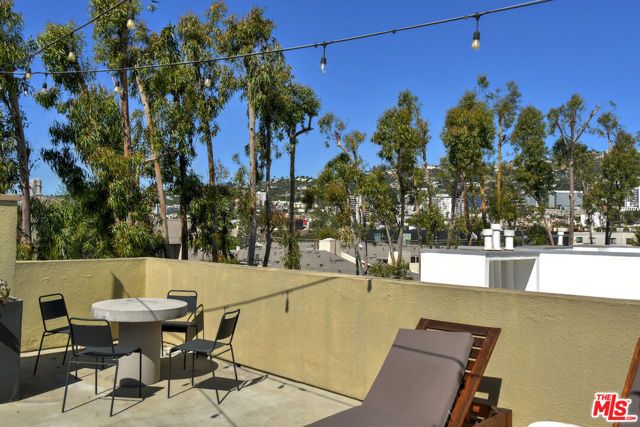 750 N Kings Road 217, West Hollywood, CA 90069