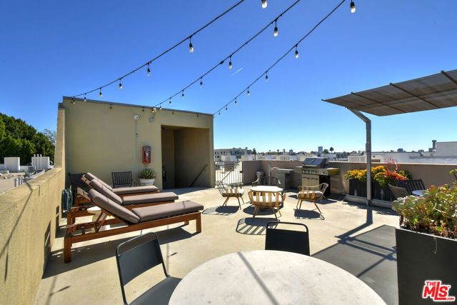 750 N Kings Road 217, West Hollywood, CA 90069