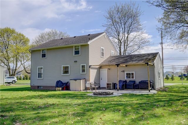 1761 Five Mile Line Road, Penfield, NY 14526