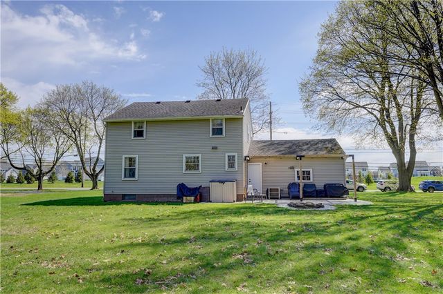 1761 Five Mile Line Road, Penfield, NY 14526