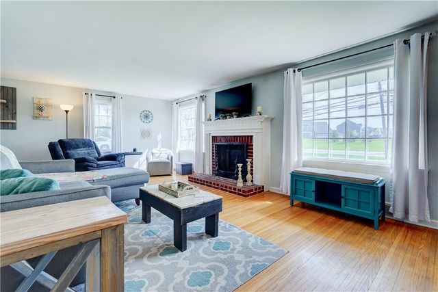 1761 Five Mile Line Road, Penfield, NY 14526