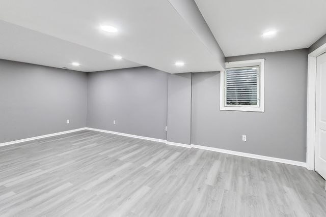 5024 E 73rd Avenue, Merrillville, IN 46410