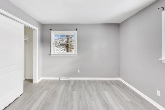 5024 E 73rd Avenue, Merrillville, IN 46410