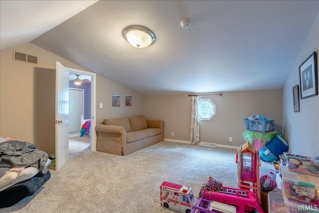 7611 Nottingham Drive, Newburgh, IN 47630