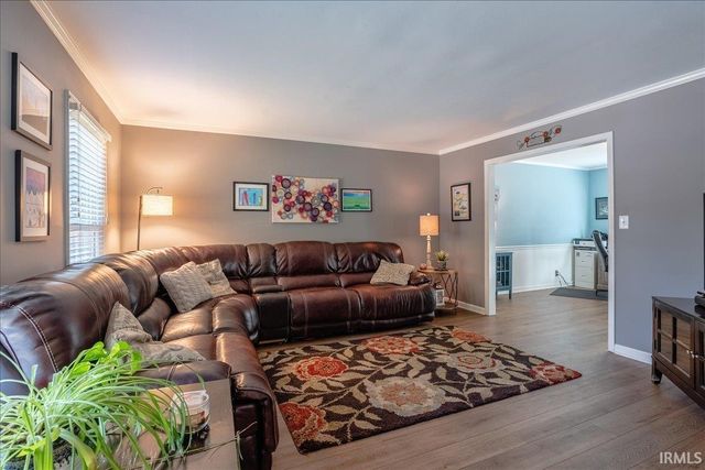 7611 Nottingham Drive, Newburgh, IN 47630