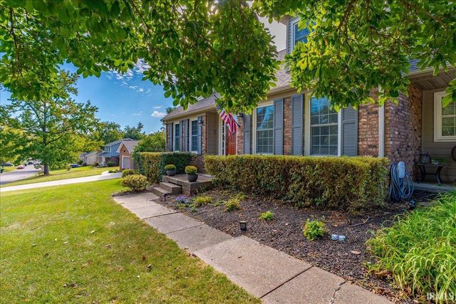 7611 Nottingham Drive, Newburgh, IN 47630